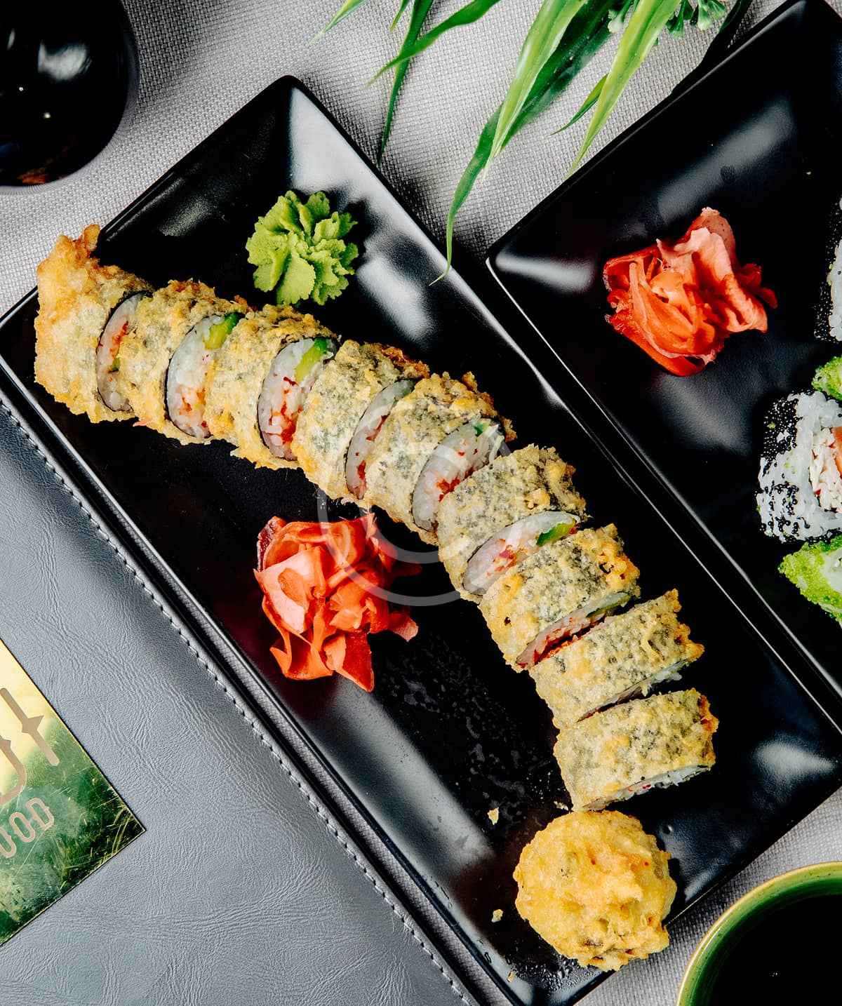 Crispy tempura roll